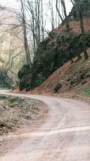 聚氨酯发泡黑料与白料截图2